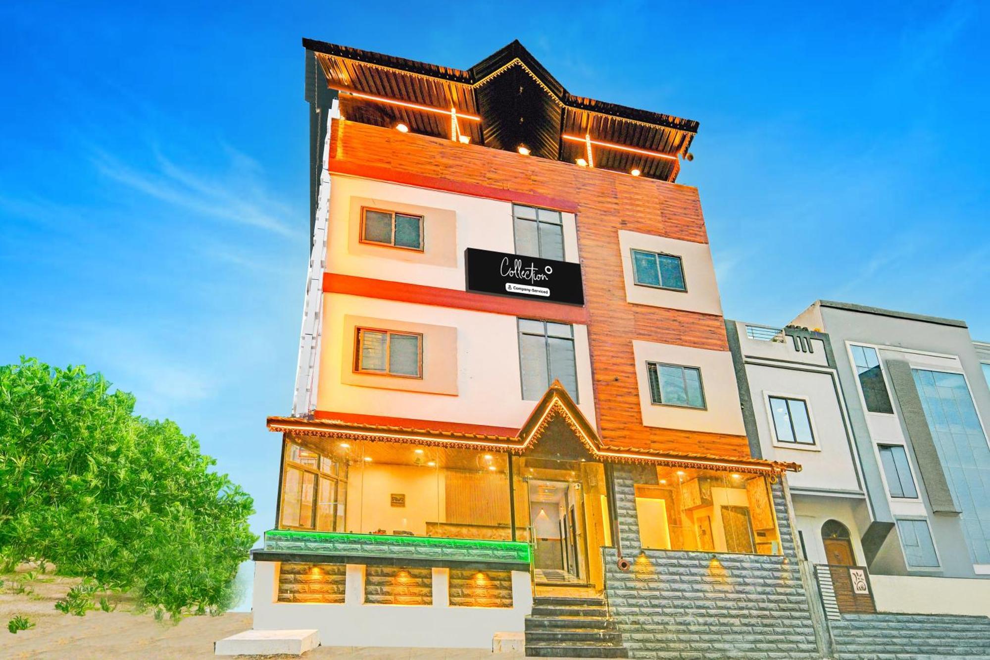 Super Collection O Mahakal Formerly Maharana Pratap Ujjain Buitenkant foto
